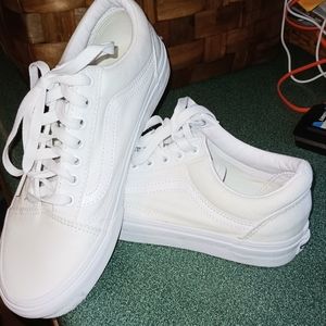 New! Whiteout old skool vans unisex women size 8.5 or mens size 7